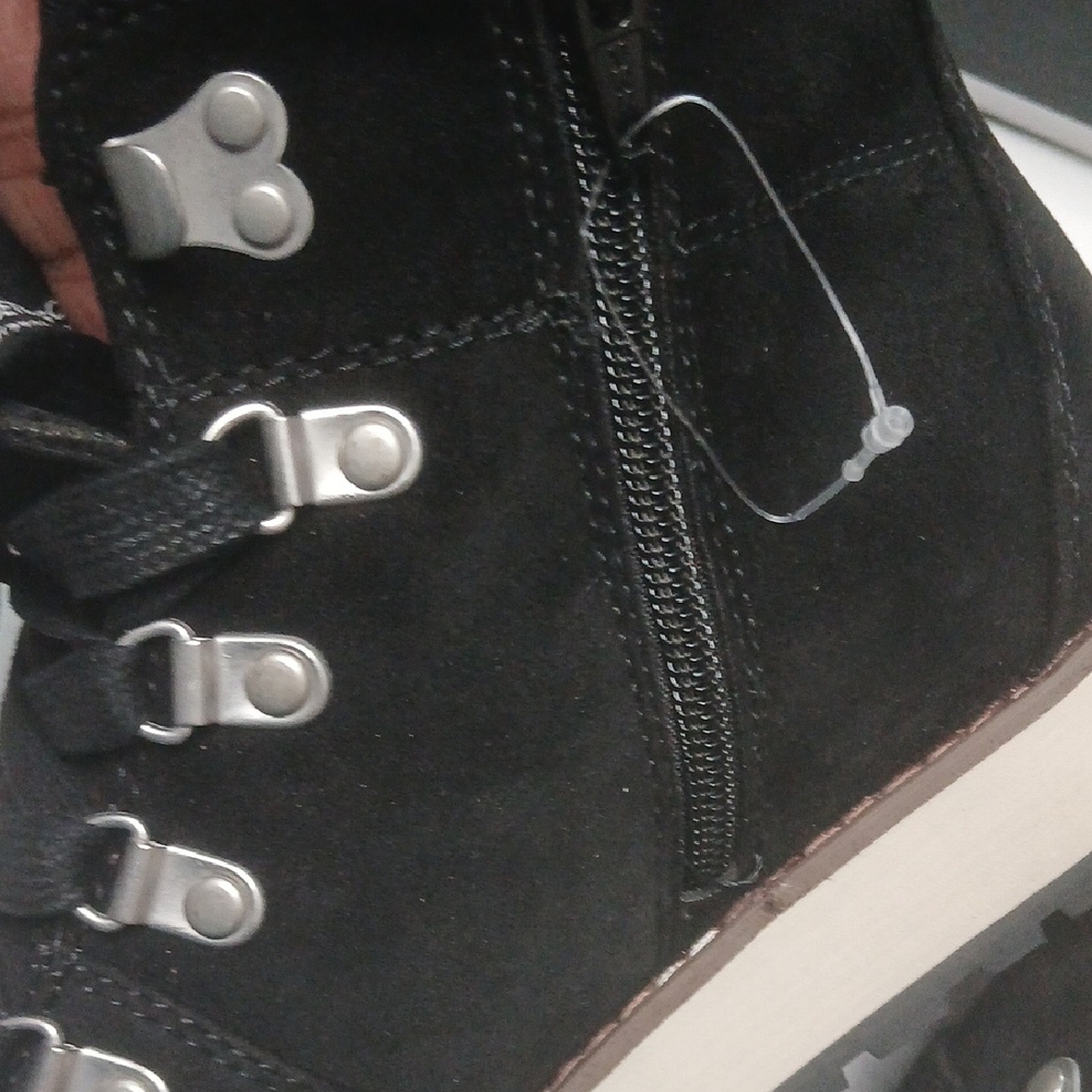 Universal Thread Dark Lace-Up Boots - Picture 4 of 6